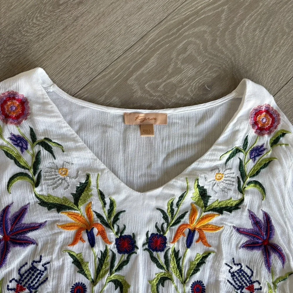 Kyra Anthropologie Womens White Embroidered Flower Bell Sleeve Top Size L - Picture 7 of 16